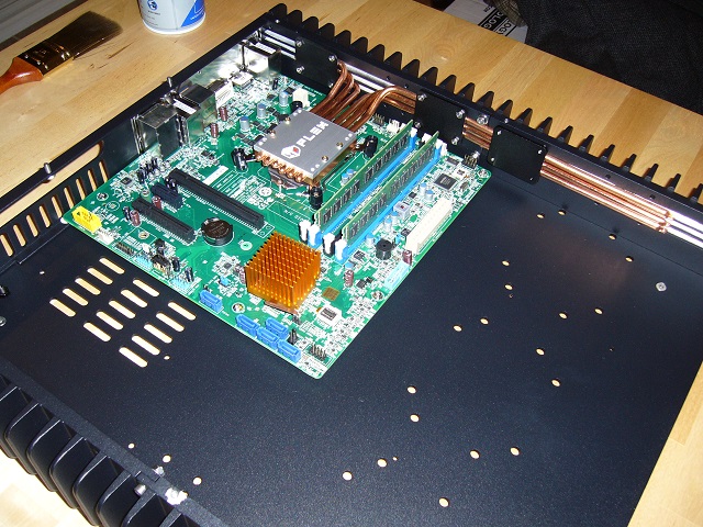 Fitting Heat Pipe Retainers